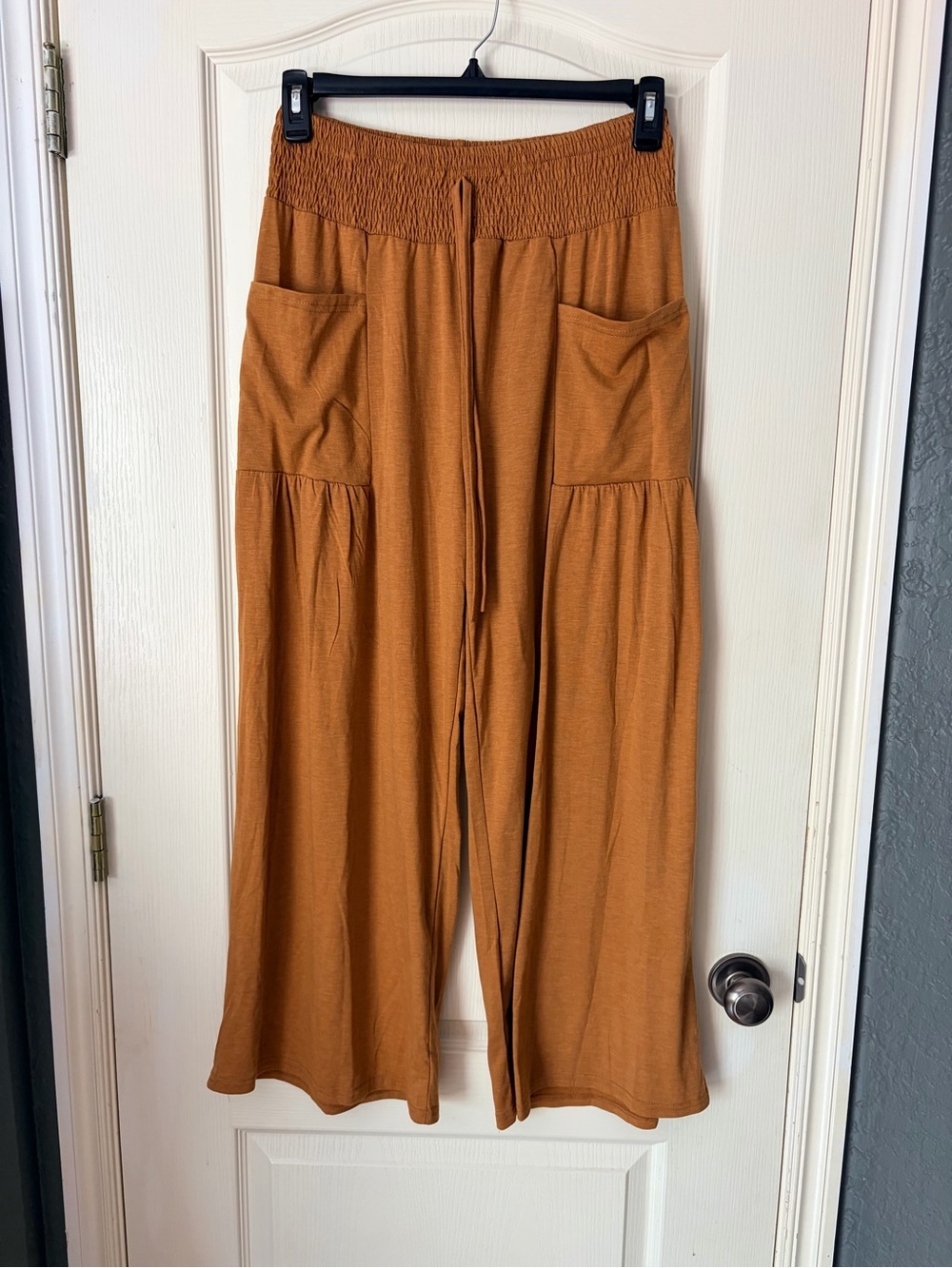 NWT Loma Smocked Peplum Top & Wide Leg Pants Set, Rust, Size Large - Picture 3 of 14